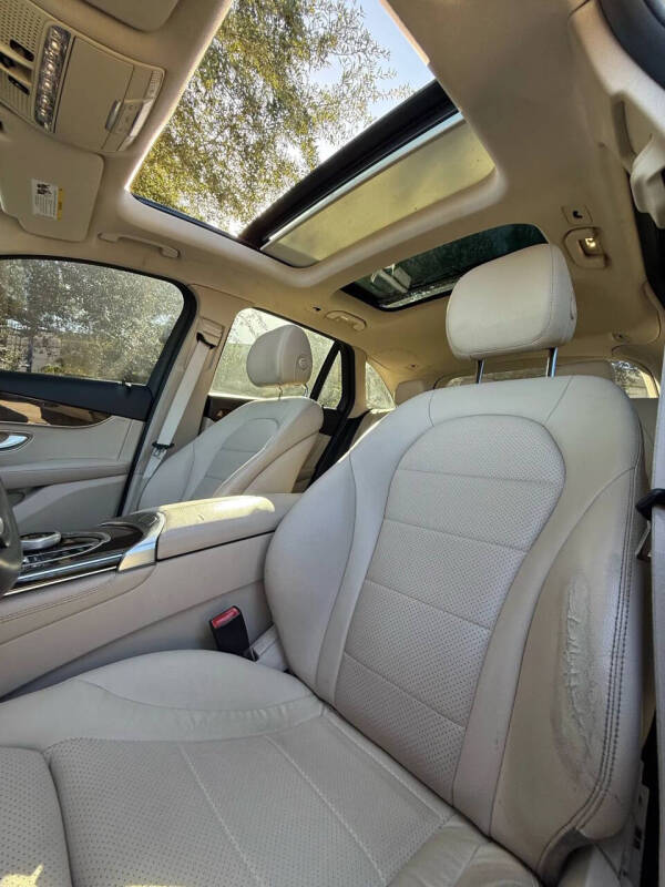 2017 Mercedes-Benz GLC GLC 300