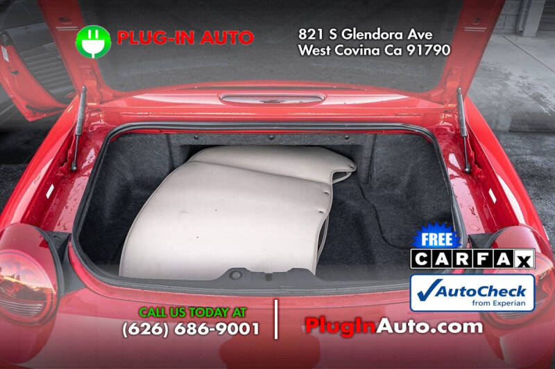 2005 Ford Thunderbird Deluxe