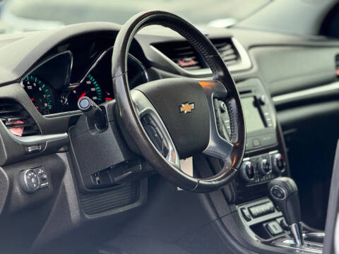 2017 Chevrolet Traverse LT