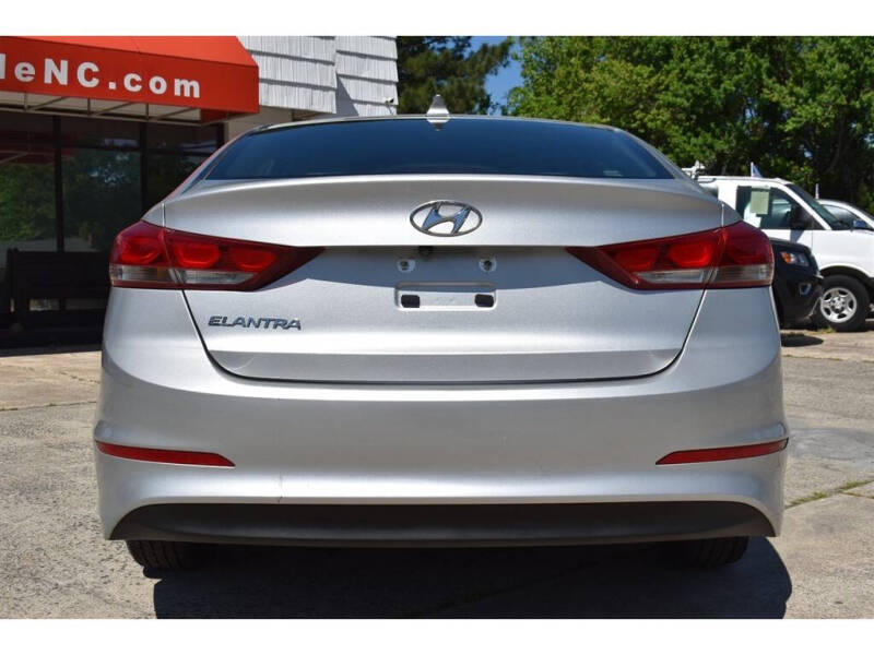 2018 Hyundai Elantra