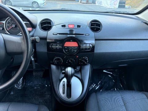 2012 Mazda MAZDA2 Sport
