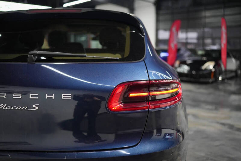 2015 Porsche Macan S