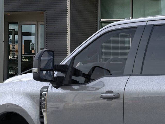 2026 Ford F-350 Super Duty XLT