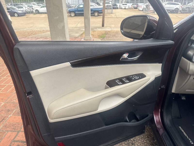2019 Kia Sorento LX
