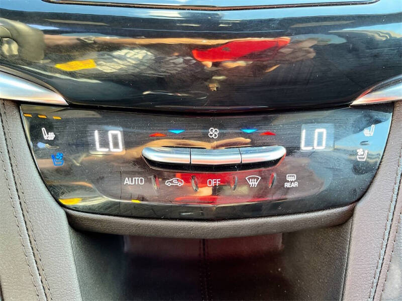 2025 Cadillac XT6 Sport