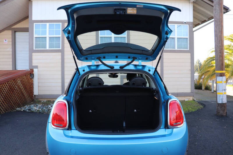 2016 MINI Hardtop 2 Door Cooper