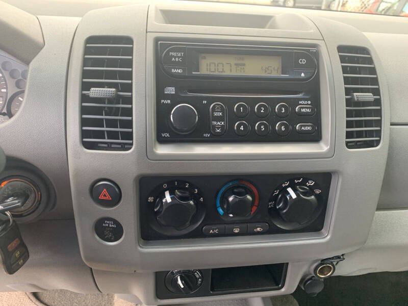 2006 Nissan Frontier SE