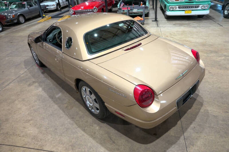 2005 Ford Thunderbird Deluxe