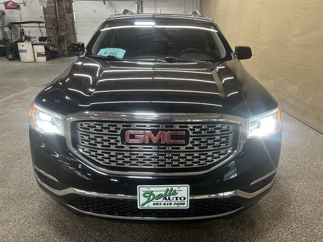 2017 GMC Acadia Denali