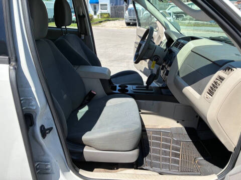 2009 Ford Escape XLS
