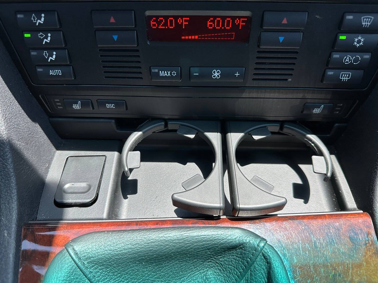 2003 BMW 5 Series 38