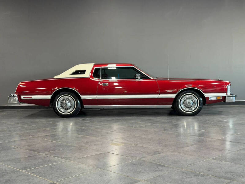 1976 Ford Thunderbird