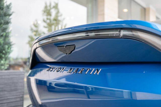 2022 Aston Martin Vantage 13