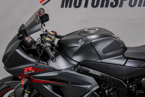 2017 Suzuki GSX-R1000