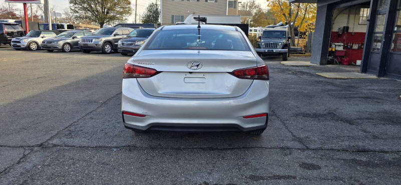 2018 Hyundai Accent SE