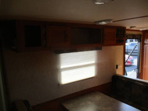 2012 Lighthouse Rv Light Housr 22FQ