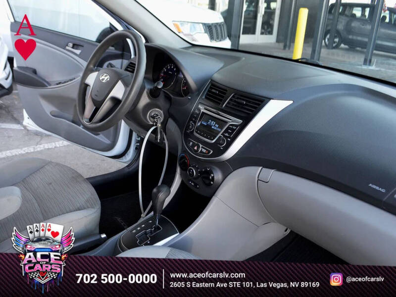2016 Hyundai Accent SE