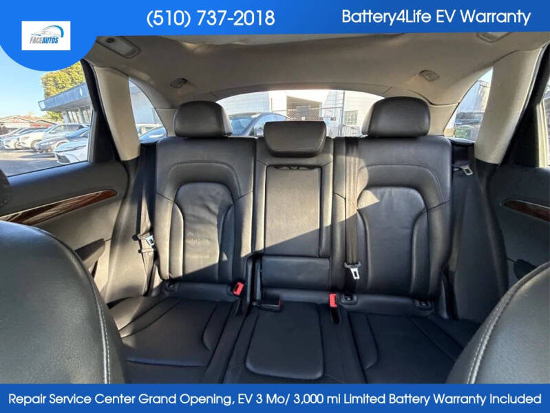 2011 Audi Q5 2.0T quattro Premium Plus