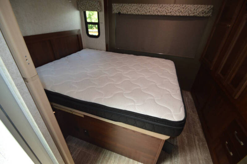2020 SUNSEEKER BY FORESTER RIVER M 3010DS FORD E450