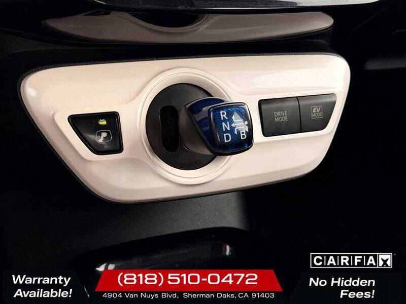 2017 Toyota Prius Three Touring