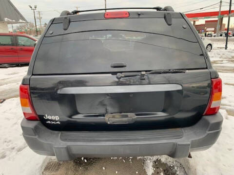 2004 Jeep Grand Cherokee Laredo