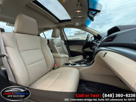 2013 Acura ILX 2.0L w/Premium