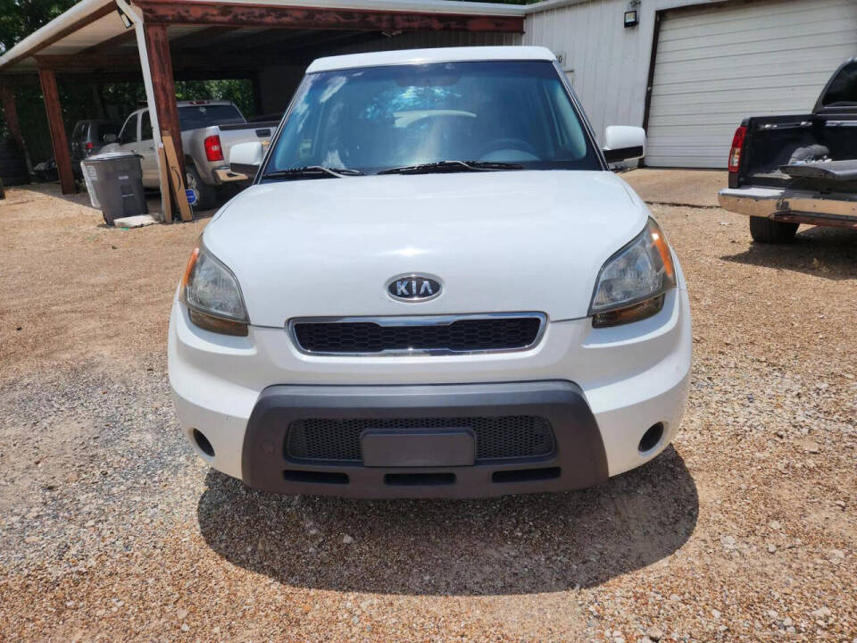 2010 Kia Soul for sale at AUTHE VENTURES AUTO in Red Oak, TX