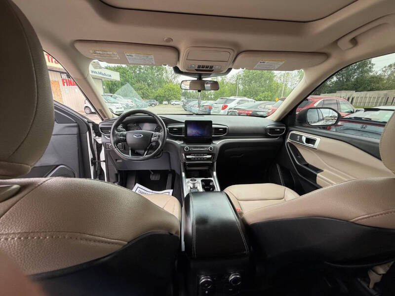 2020 Ford Explorer XLT