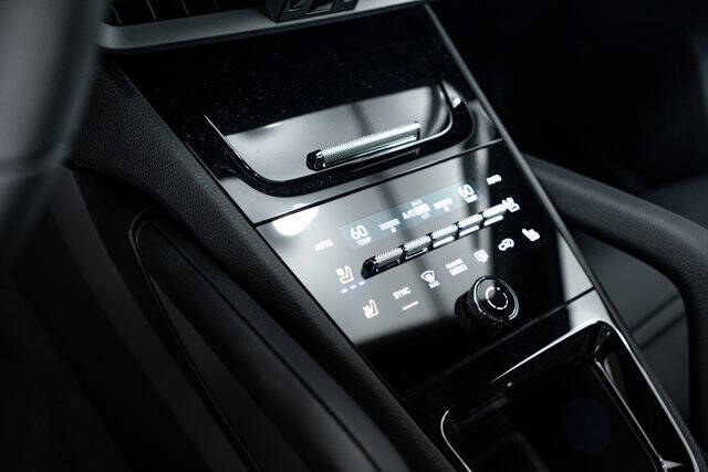 2025 Porsche Cayenne Coupe