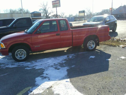 1996 Chevrolet S-10 for sale at RICK'S AUTO SALES in Logansport IN