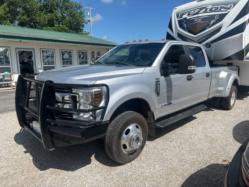 2019 Ford F-350 Super Duty XL's photo