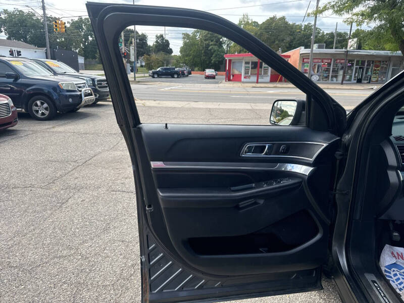 2016 Ford Explorer Sport