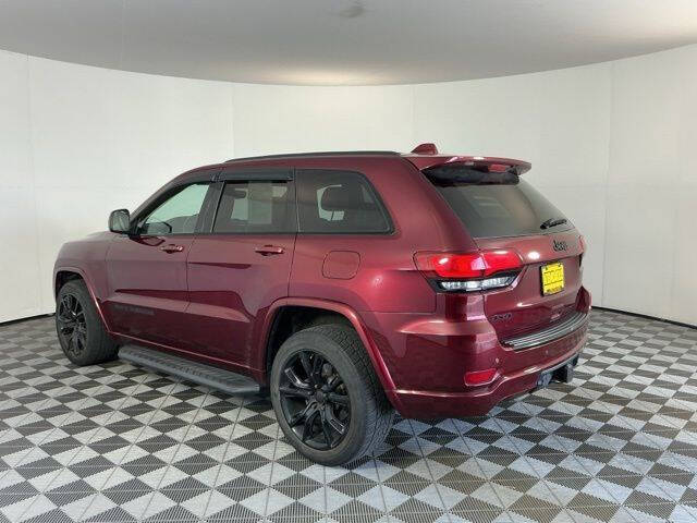 2017 Jeep Grand Cherokee Laredo