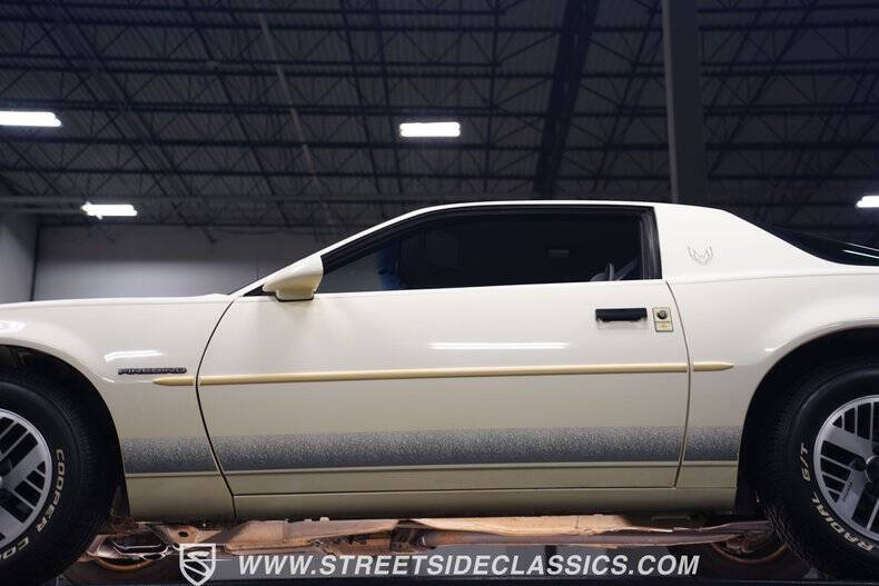 1990 Pontiac Firebird