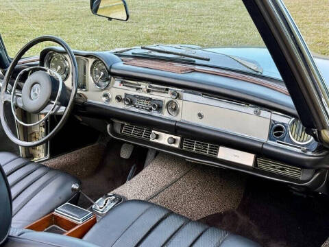 1969 Mercedes-Benz SL-Class