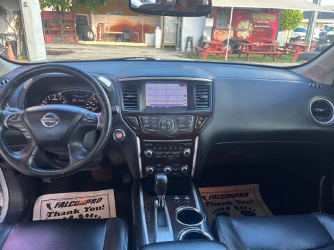 2014 Nissan Pathfinder Platinum