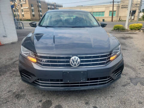 2017 Volkswagen Passat for sale at OFIER AUTO SALES in Freeport NY