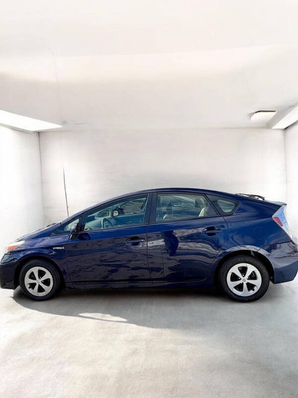 2013 Toyota Prius Two