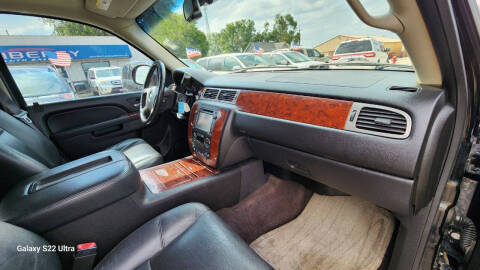 2013 Chevrolet Suburban LTZ