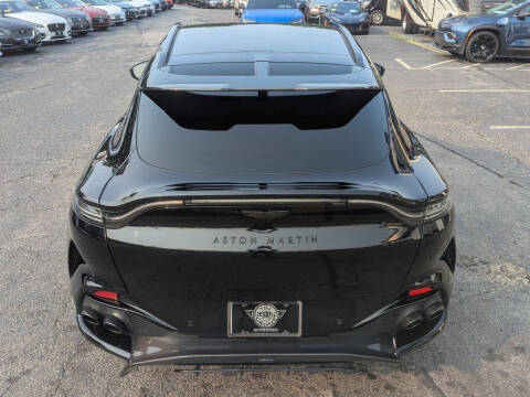 2023 Aston Martin DBX 707