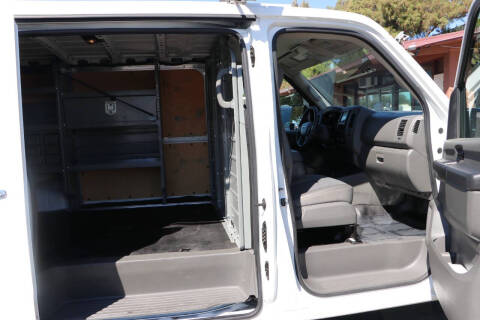 2019 Nissan NV 3500 HD SL