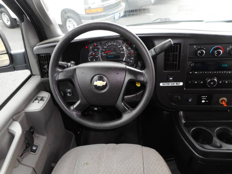 2016 Chevrolet Express 2500