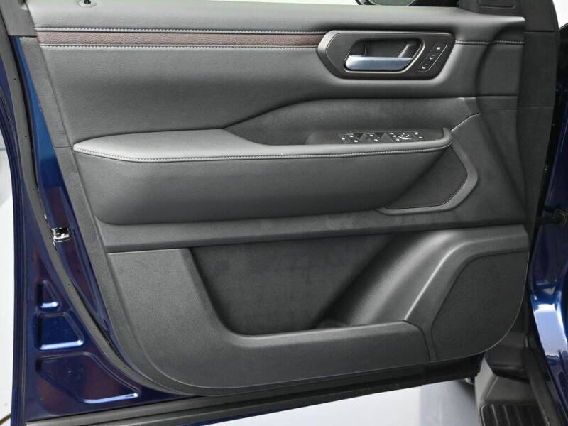2025 Nissan Armada SL