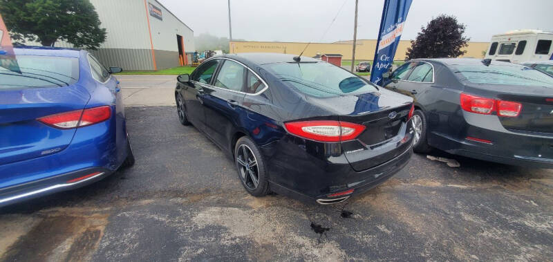 2016 Ford Fusion SE photo 5