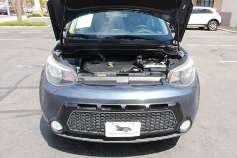 2016 Kia Soul +