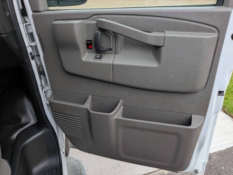 2024 GMC Savana 2500