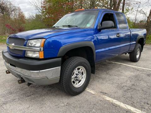 2003 Chevrolet Silverado 2500HD for sale at iSellTrux in Hampstead NH