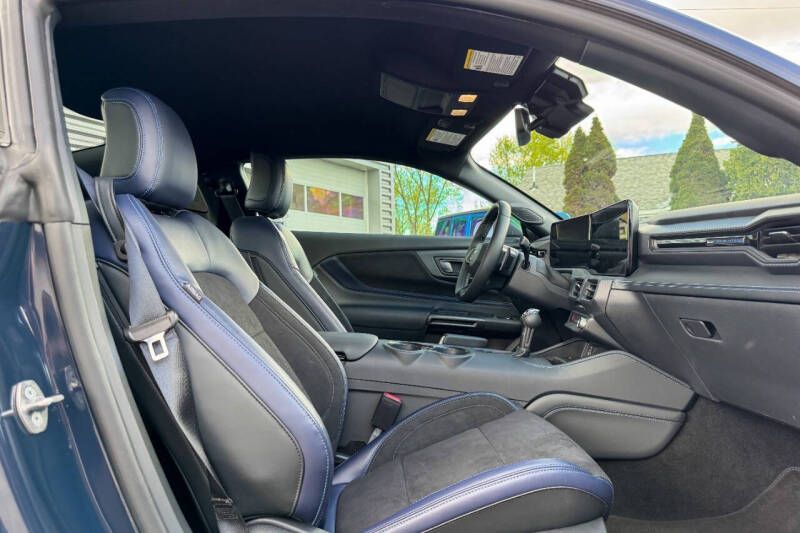 2024 Ford Mustang Dark Horse