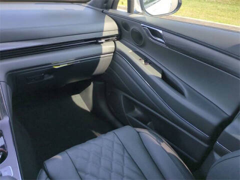 2026 Genesis GV80 Coupe 3.5T E-SC Prestige Black