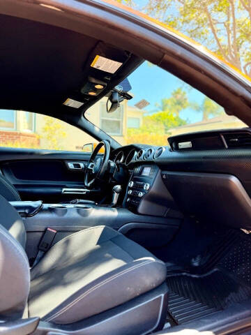 2019 Ford Mustang EcoBoost
